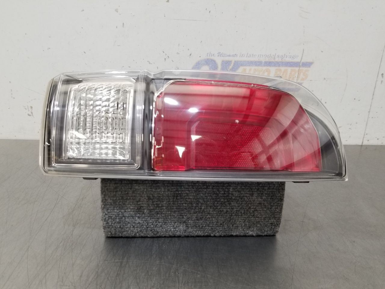 21 2021 TOYOTA TACOMA TAIL LIGHT LAMP LEFT DRIVER 