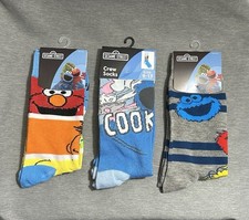 New Sesame Street Men's 3 Pair Pack Crew Socks Elmo Cookie Monster Oscar S 9-13