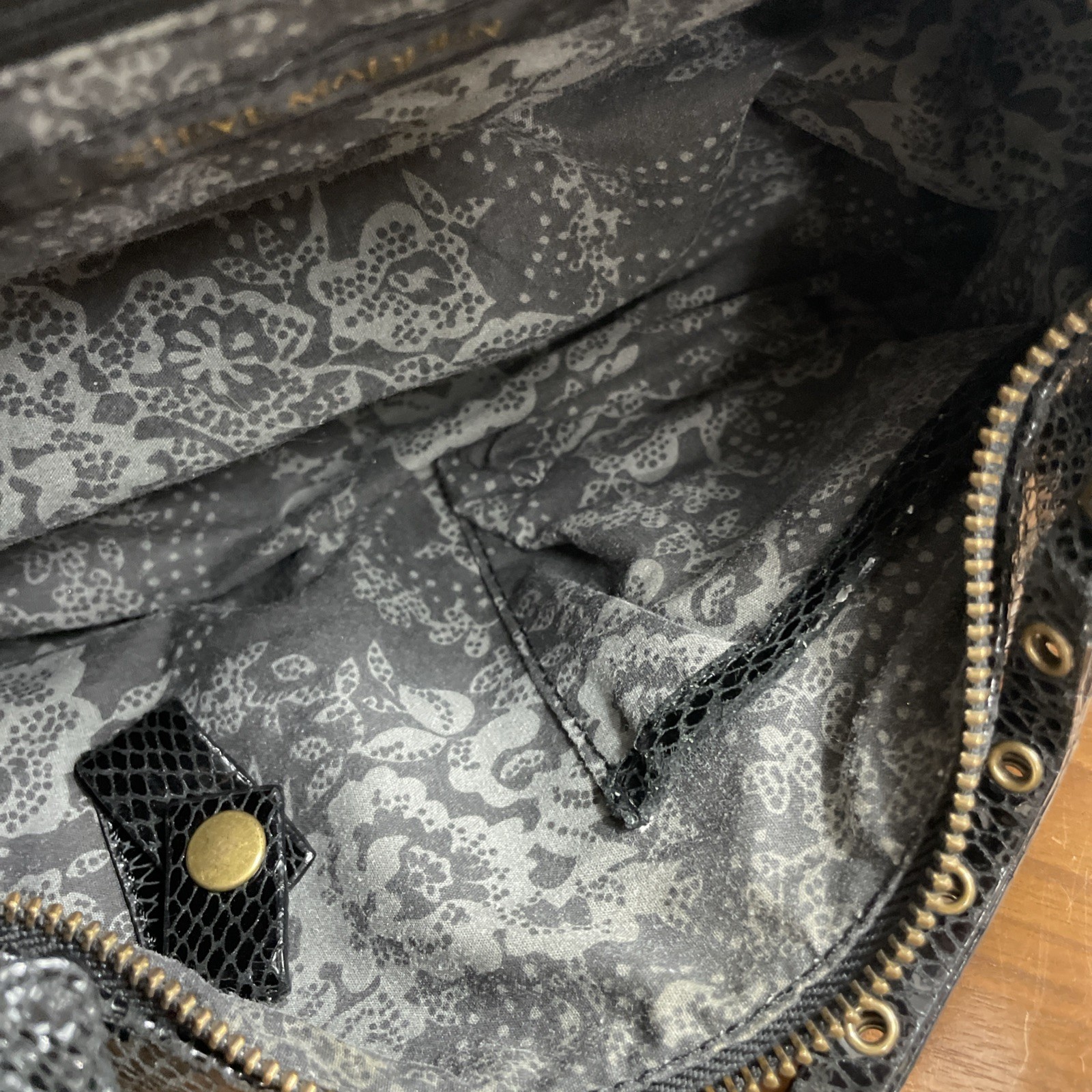 Steve Madden Leather Python Print Shoulder Bag Pu… - image 8