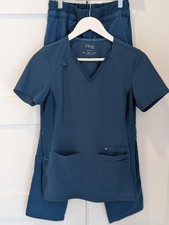 Cherokee iFlex Scrub Set Caribbean Blue 2pc Petite XS Women Scrub