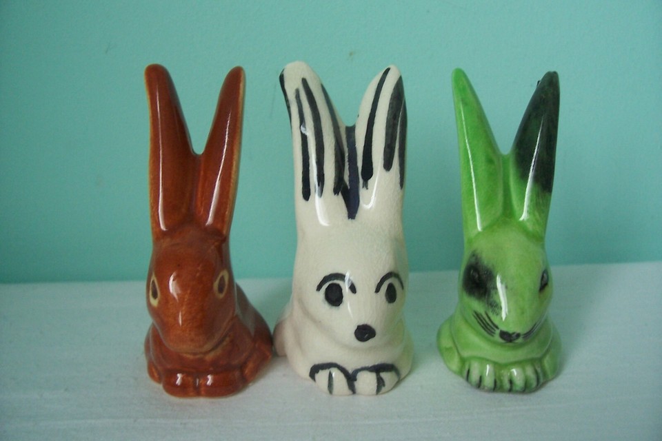 Three Sylvac Style Vintage Small Pottery Rabbits eBay