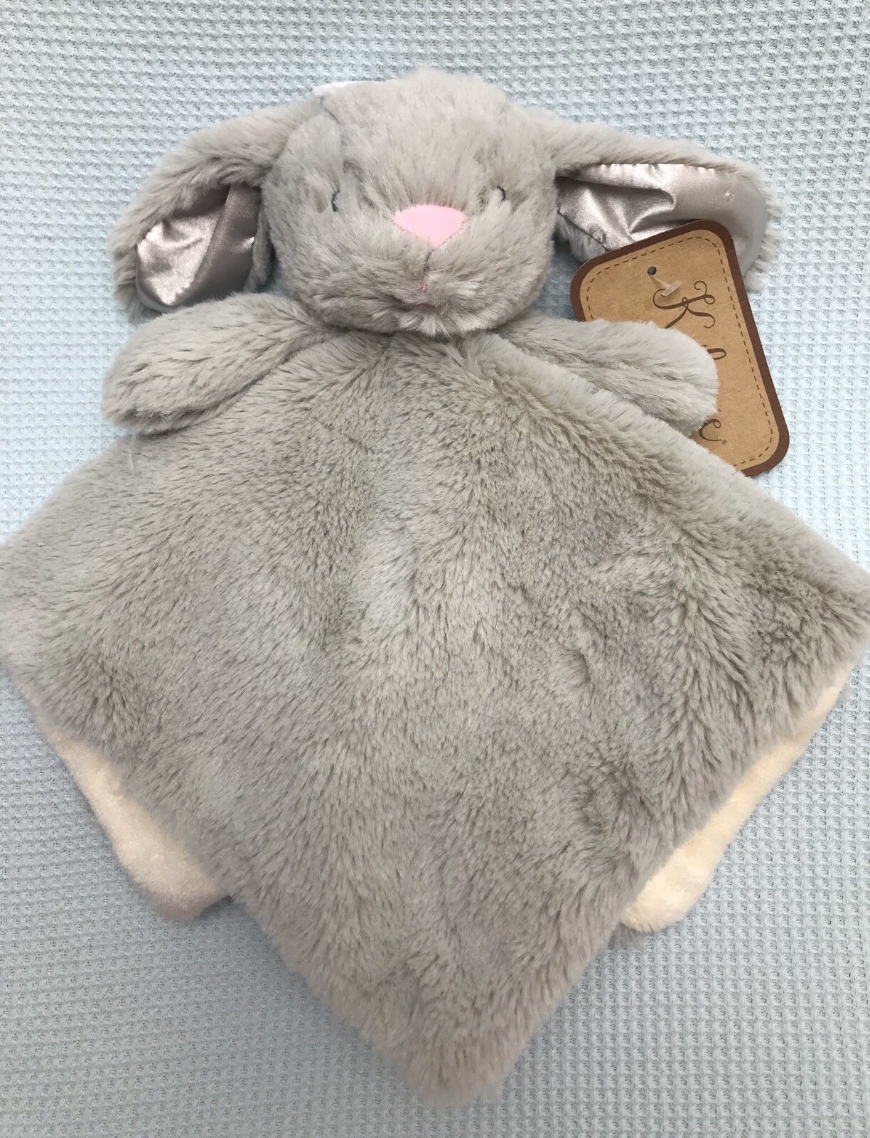 k luxe baby blanket with rattle