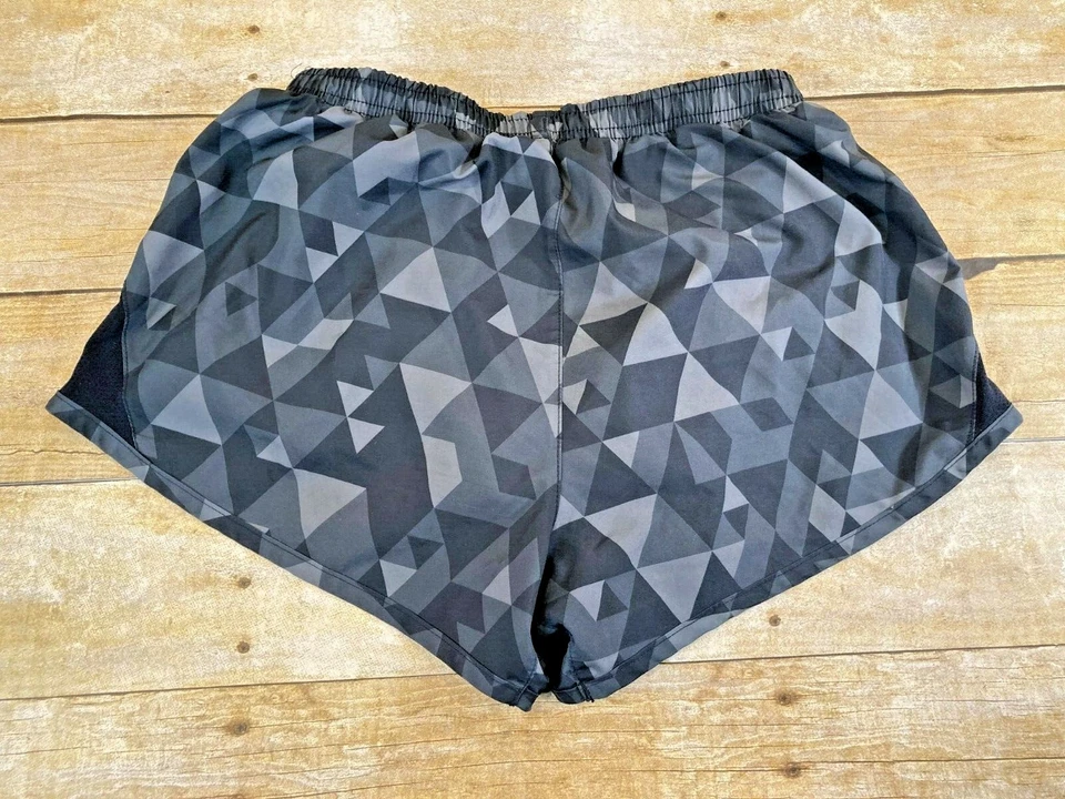 NIKE PANTALONES CORTOS RUNNING 3" INCORPORADOS PANTY GRIS NEGRO MALLA ACENTO MUJER XS ⭐️COMO NUEVO⭐️ Foto 4 de 4
