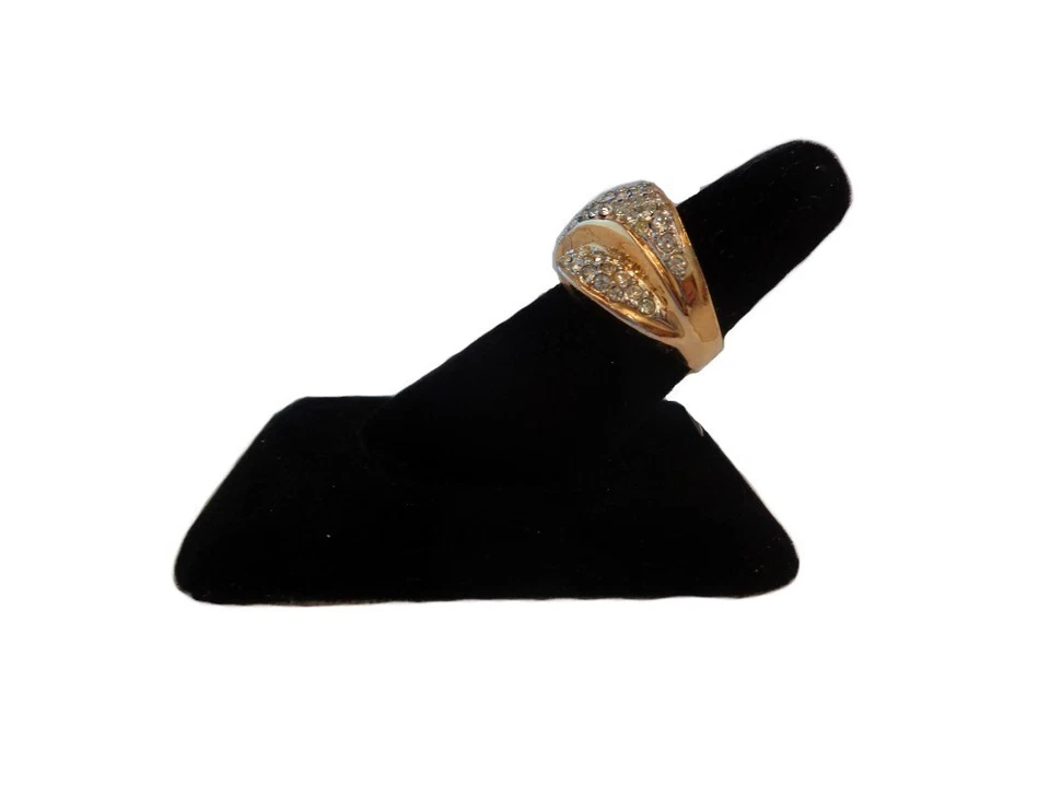 Simulated Diamond Criss Cross Gold Band Ring - CZ Clear Pave Ring Size 8 - Image 2 of 4