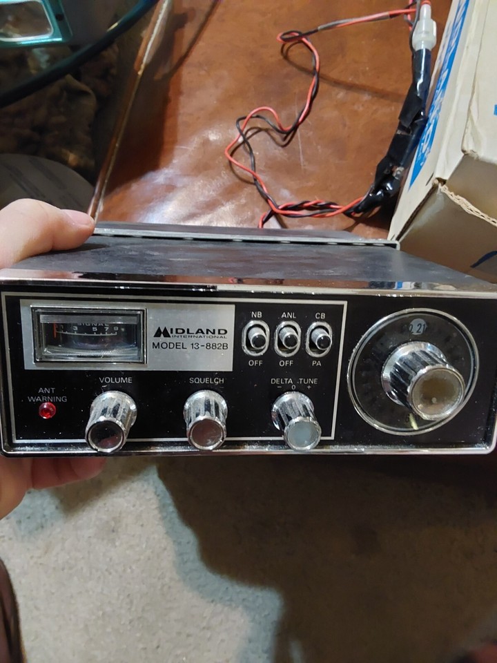 VINTAGE MIDLAND INTERNATIONAL CB RADIO MODEL 13-882B NOS W/BOX & ALL ...