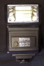SUNPAK Auto 821 Dedicated Thyristor Flash Unit for Minolta Tested-Working
