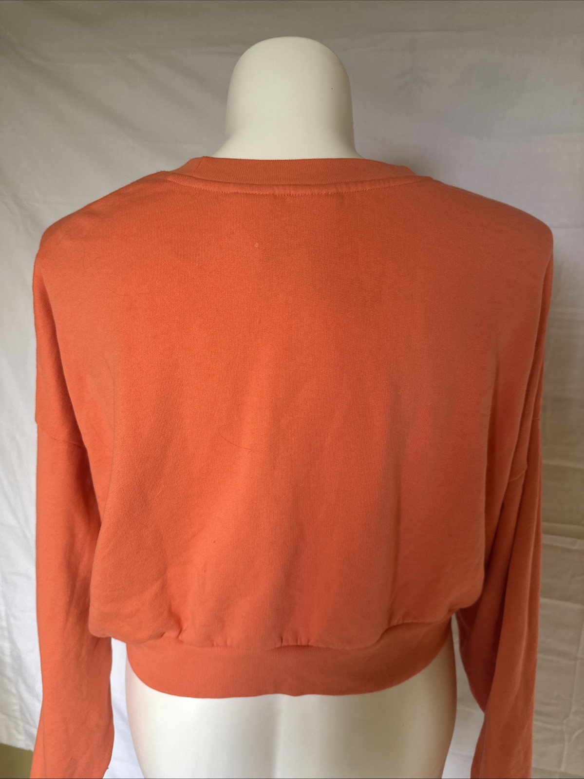 Junior’s Levi’s Cropped Sweatshirt, Dolman Sleeves Size XL Coral/Orange image 4