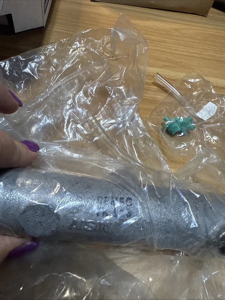 Cilindro maestro de freno para Mercury Grand Marquis 1996-1997 CARDONE REMANUFACTUR Foto 3 de 4