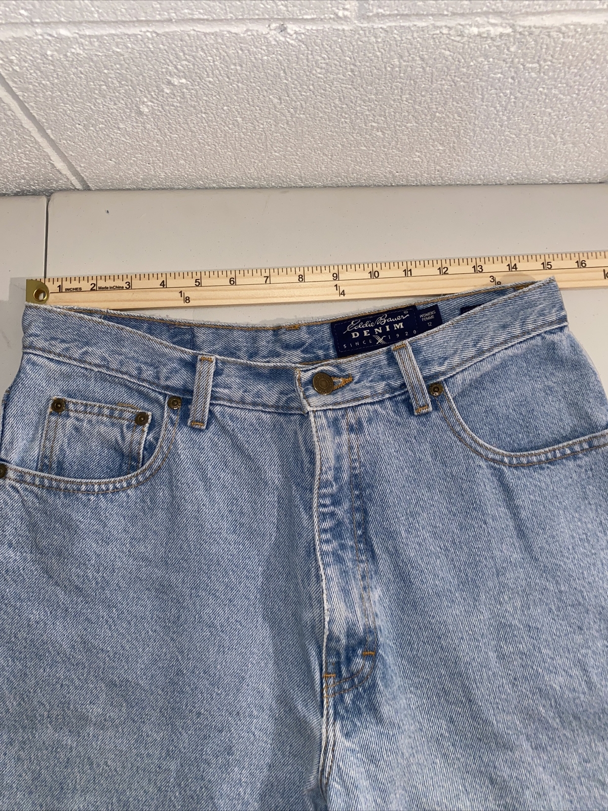 Vintage Eddie Bauer Straight Leg Mom Jeans Women's 12 High Waisted Relaxed Fit