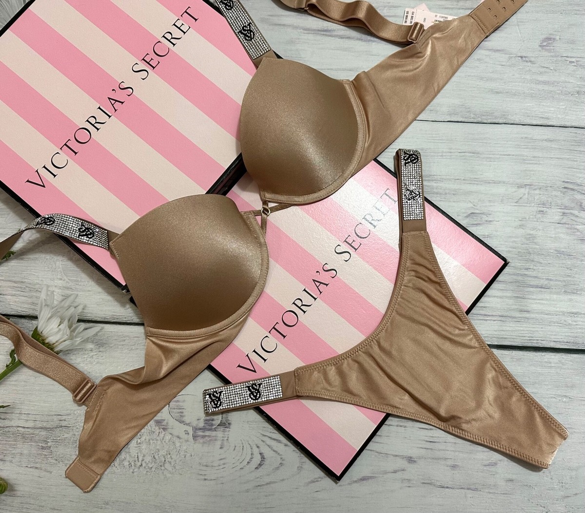 Victoria's Secret Shine VS Strap Smooth Push Up Bra Thong Set