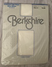 Berkshire Womens Ultra Sheer Control Top Plus Pantyhose 4415 Ivory Sz 3 Vtg 1985