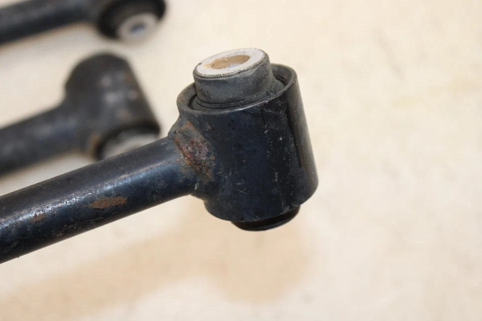 Juego de brazo de control parcial trasero izquierdo Mazda MX-5 Miata 2016-2023 OEM MV50 Foto 2 de 4