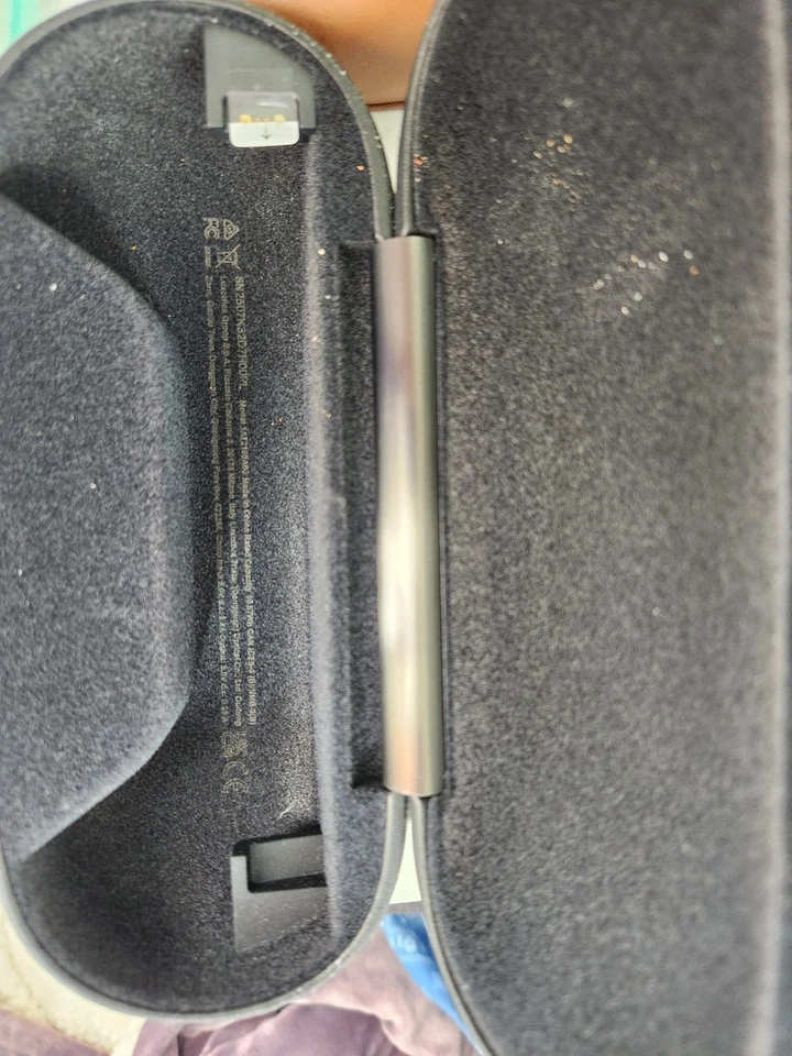 Ray Ban Negro Gafas Gafas Gafas Gafas de sol Gafas SOLO ESTUCHE RÍGIDO CON CUBIERTA Foto 2 de 2