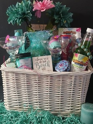 Gift Basket Body Wash, Fragrance Mists, & Goodies!