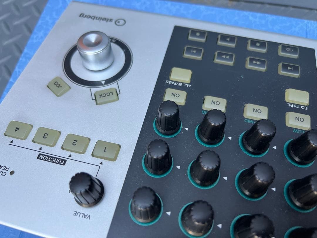 Steinberg CC121 USB Controller Advanced Integration Controller | eBay