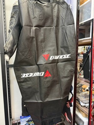 Dainese Suit Bag for racing leathers.  NEW. Keep your suit clean and fresh!