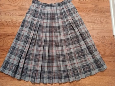 Vintage Scotland UK 100% Wool Gray Pleated Skirt By Hoffman's Collection Sz 8-10