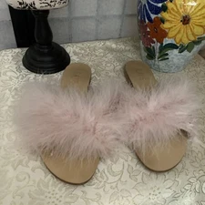 Raye Women 8.5 Pink Feather “Marabou Style”Leather Slides Sandals