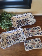Brylane Home Set of 2 Casserole-Oven Baking Dishes w/Trivets Blue Floral