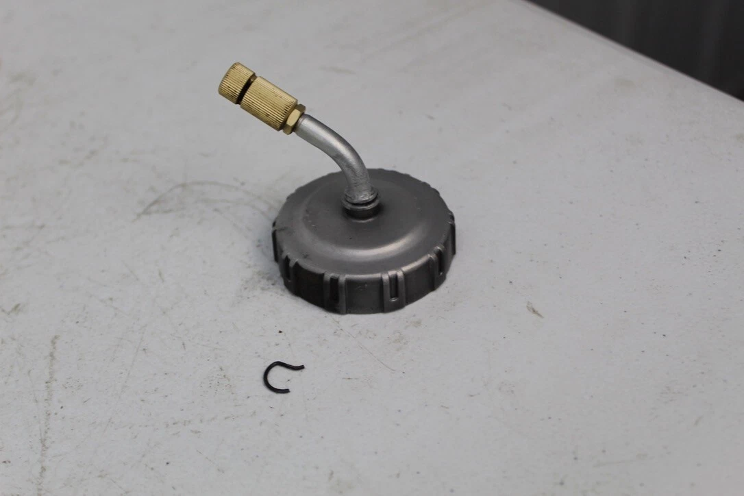 【k】ハット 1995 - 2006 Kawasaki KDX200 OEM Keihin PWK Carb Cap 16004-1070 KDX