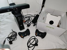 Microsoft Xbox 360 with Kinect 4GB Black Console with 2 working controllers!
