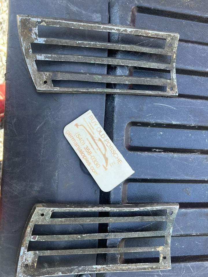 Juego de par de par de parrillas de bocina de 4 tornillos Early Porsche 911 912 SWB 1964 901 1965 1966 Foto 2 de 4