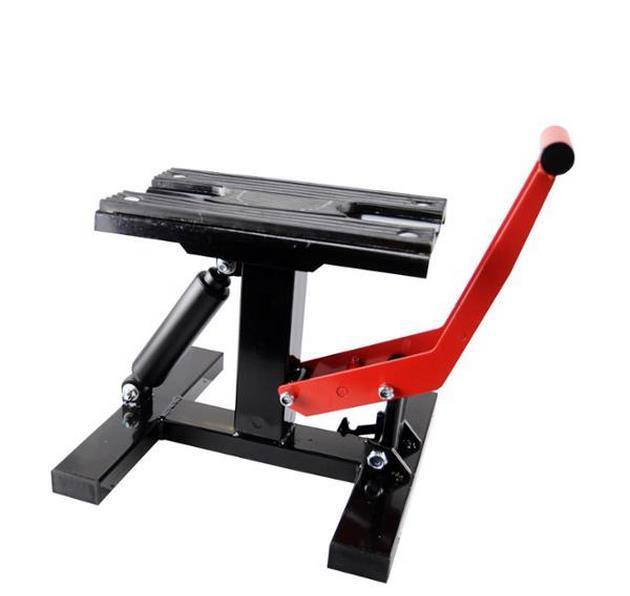 Support de moto hydraulique pour optimiser l'espace de votre garage individuel