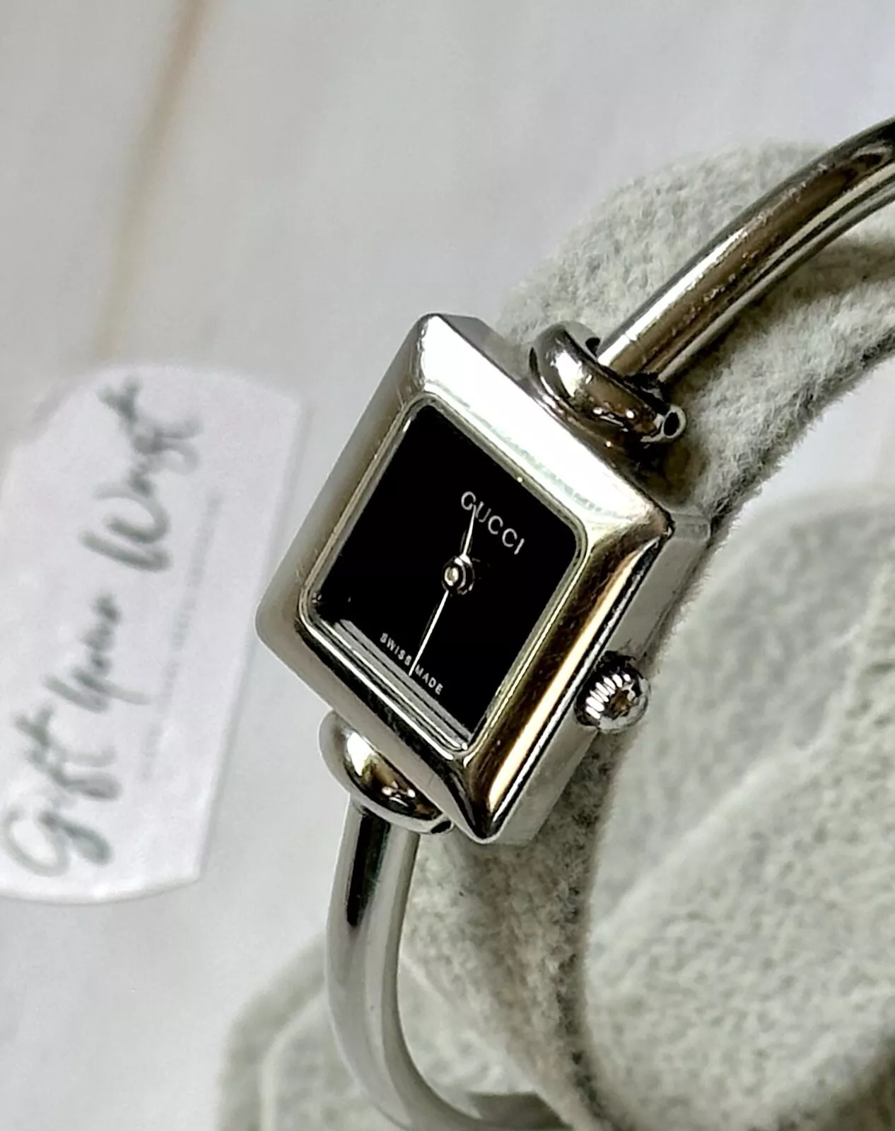Montre bracelet de luxe femme Gucci 1900L acier inoxydable argenté 19 mm fabrication suisse
