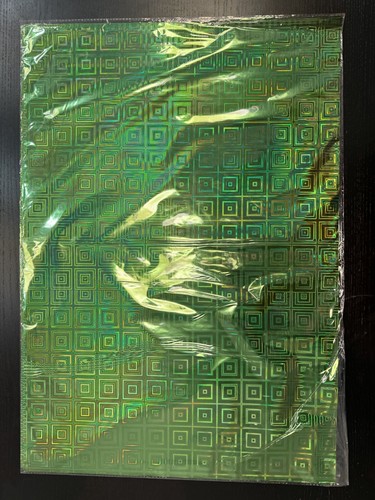Holographic Wrapping Paper 70cm x50cm-Metallic Gift Wrap - Picture 8 of 8