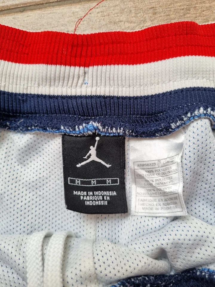 Pantalones Cortos Nike Jordan UNC Carolina del Norte Retro 1982 Tacón Alquitranado Talla Mediana Raros De Colección Foto 4 de 4