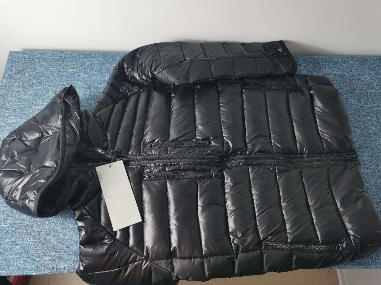 Canada Goose Hybridge Lite Hooded Jacket Size Medium BNWT RRP €725 image 5