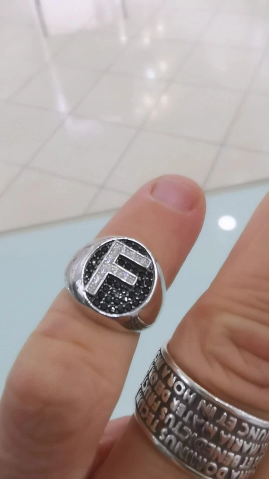 Anello Donna Chevalier Con Lettera Iniziale F in Argento 925% e zirconi - Immagine 2 di 2