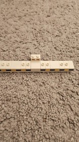 LEGO Ghostbusters Minifigure Set &ndash; Display Stand & Logo  (21108)