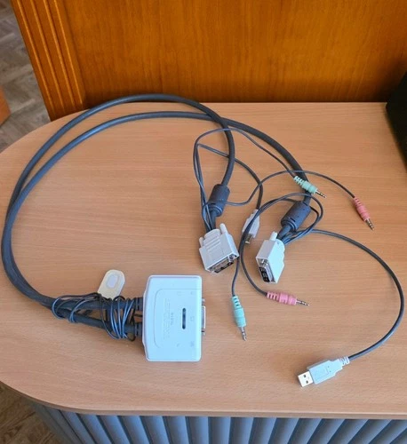 TRENDNET TK-214I  2-port Dvi Audio Kvm Switch DVI-USB-KVM-Umschalter mit Audio
