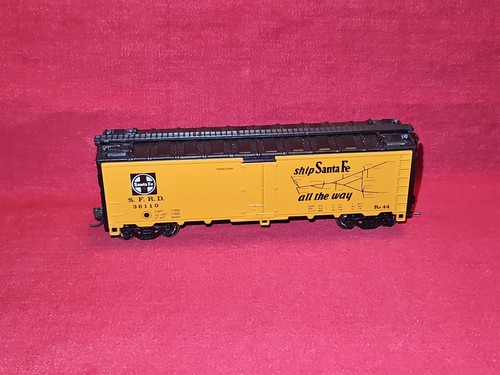 Coche refrigerador Athearn HO Santa Fe SFRD # 36110 | Condition: Used