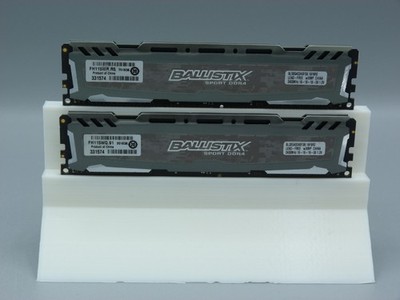 2x 8GB Crucial BALLISTIX Sport BLS8G4D240FSB.16FBR2 2400 MHz DDR4 PC4-19200U RAM