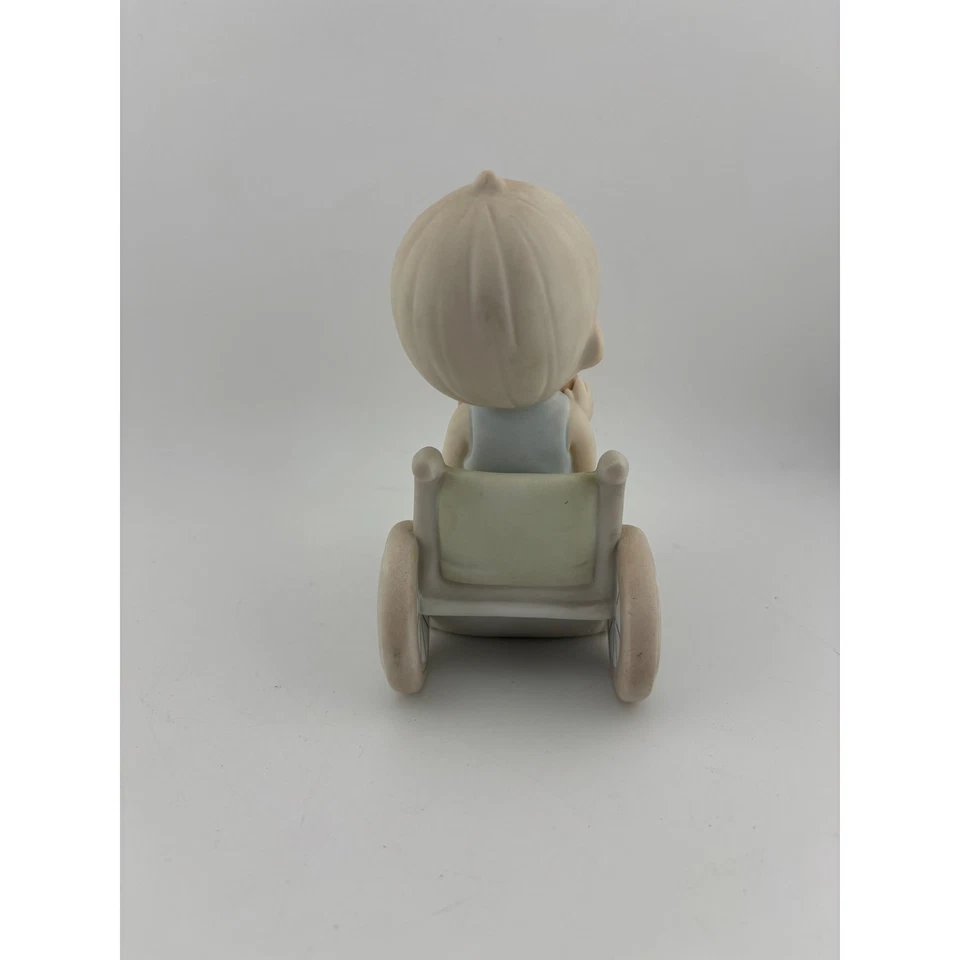 Figura de baloncesto Precious Moments Give Ability A Chance Boy en silla de ruedas 1996 Foto 2 de 3