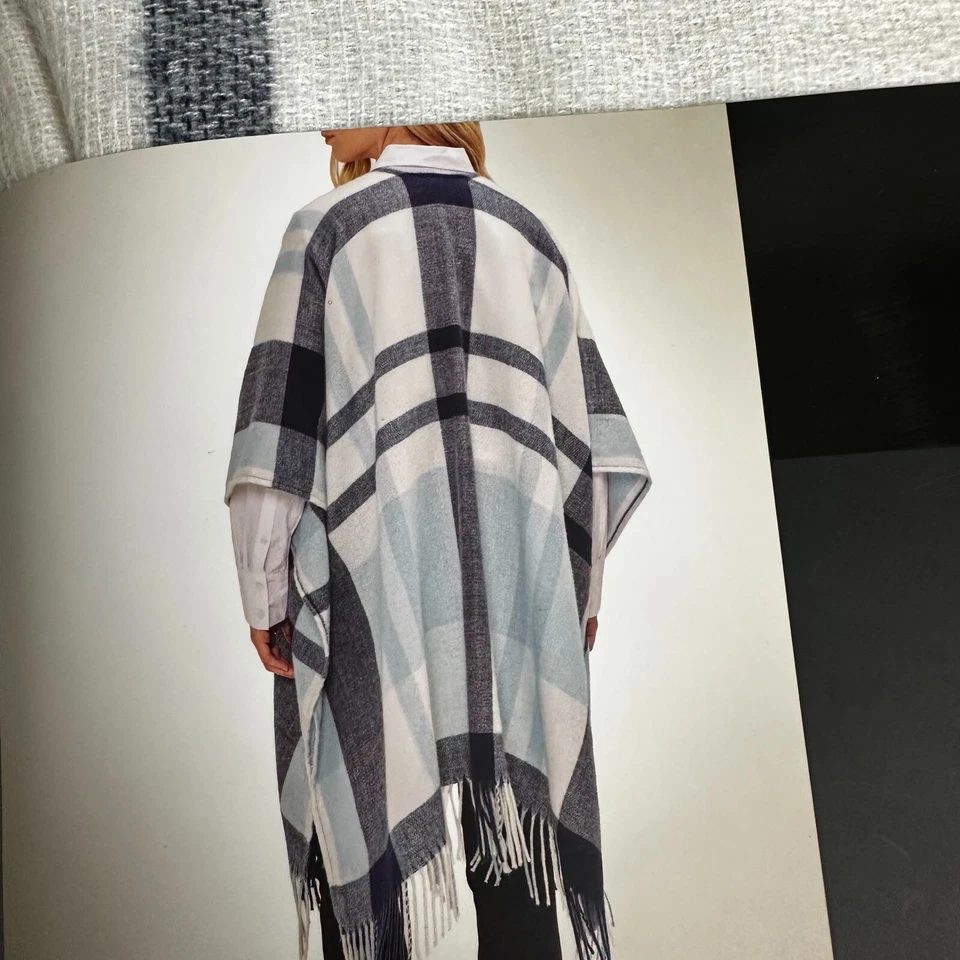 Cashmere Blend Blanket Wrap Women’s Banana Republic Skyler blue Plaid Fringe - Image 4 of 4