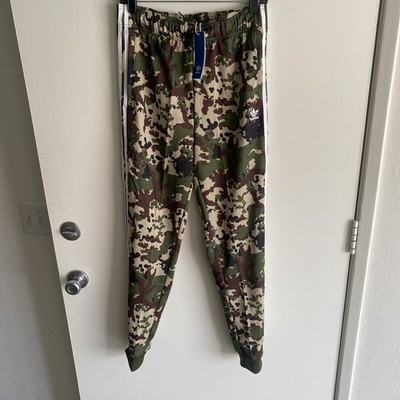 Adidas SST Track IS3291 Kids/Ninos Wild Pine RealTree XL NWT Back to School