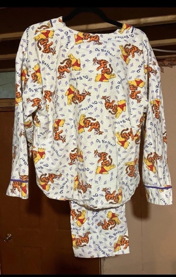 Vintage Disney Store Winnie The Pooh Tigger Pajamas Set Size Medium - Image 2 of 3