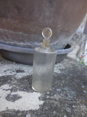 Ancien flacon baccarat signé - Photo 1/3
