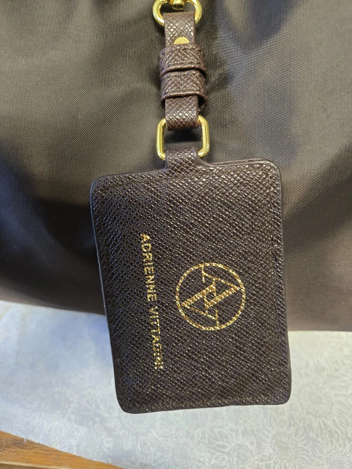 Bolso de viaje grande Adrienne Vittadini marrón de nailon Foto 3 de 3