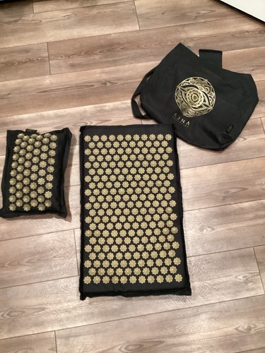 Ajna Wellbeing Acupressure Mat & Pillow Set for Back & Neck, Black Gold , w/ Bag
