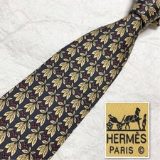 Excellent condition HERMES Tie Owl Hidden in Brush Leaves All over Pattern 100 S