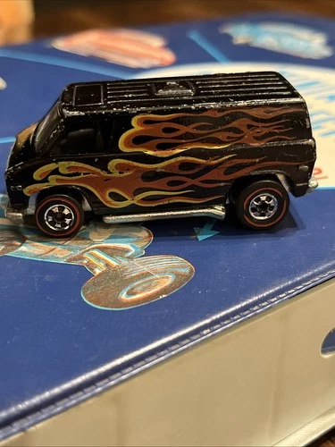 HOT WHEELS REDLINE BLACK SUPER VAN WITH FLAMES 1974 MADE HONG KONG 🔥