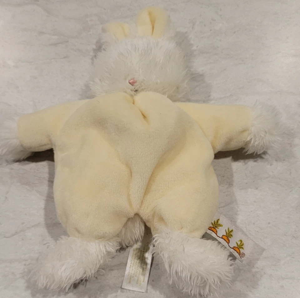 Bunnies By The Bay White Bunny Rabbit Peluche Sonajero Hinchado Amarillo Pálido Terciopelo 6" Foto 2 de 3