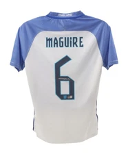 Harry Maguire Signed England Ntl F.C. Team Soccer Jersey (Beckett) 2018 & 2022