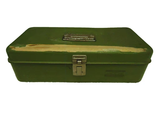 VINTAGE UNION METAL OLIVE GREEN UTILITY / TACKLE BOX 4113 ^