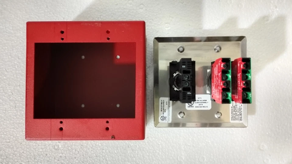 Simplex 2080-9060 Maintenance Switch W/lamp Surface Mount - Image 2 of 4