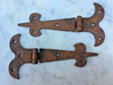 ~ONE PAIR~OF~5.1/2" RUSTIC GOTHIC T/HINGES~